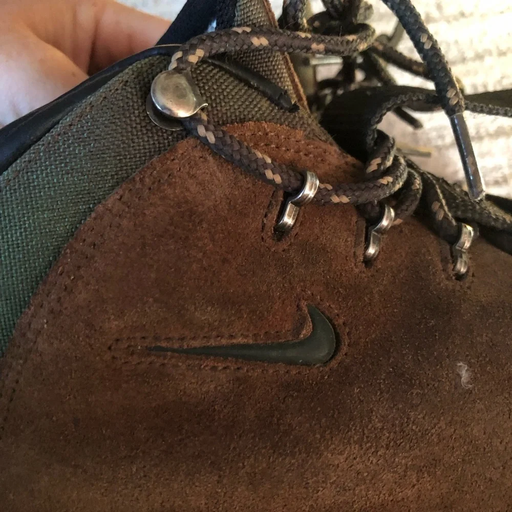 Vintage Nike ACG Hiking Boot Suede Leather Trail Brown/Green 90s size 6